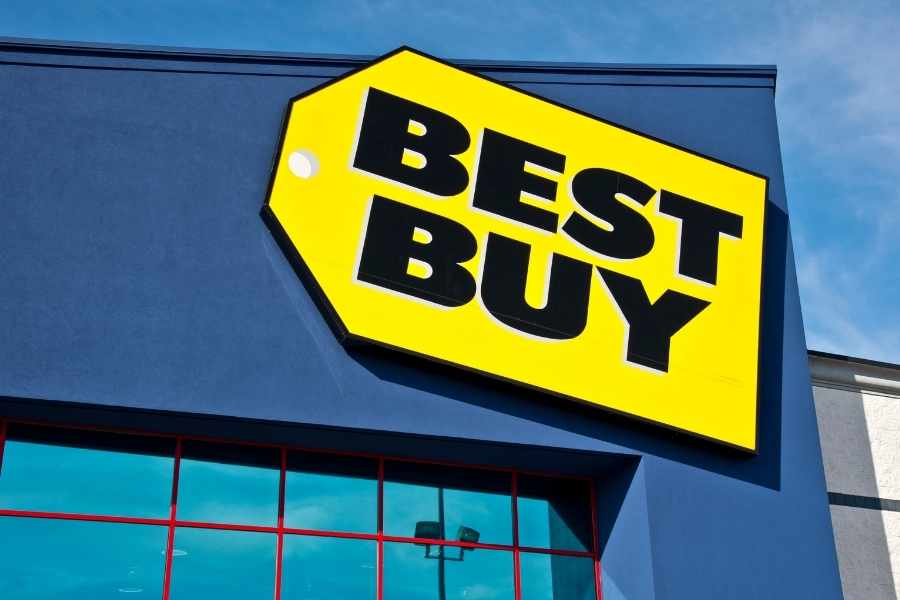 Image of a best buy store